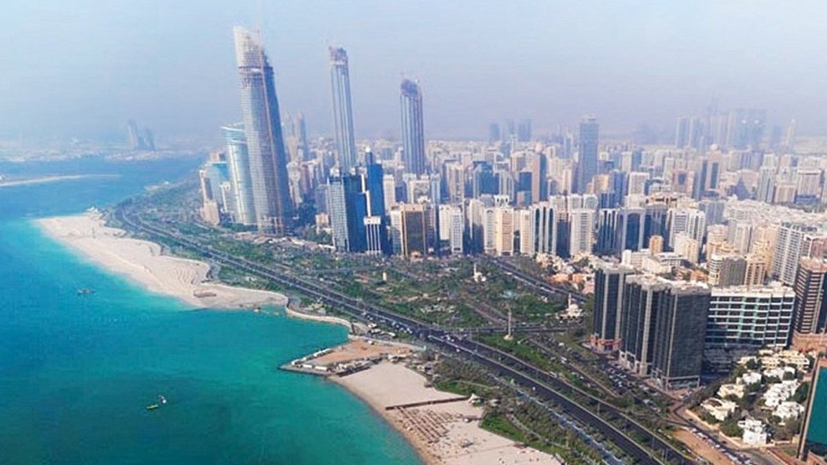 Abu Dhabi 2045’e kadar 235 milyar AED yatırım hedefliyor